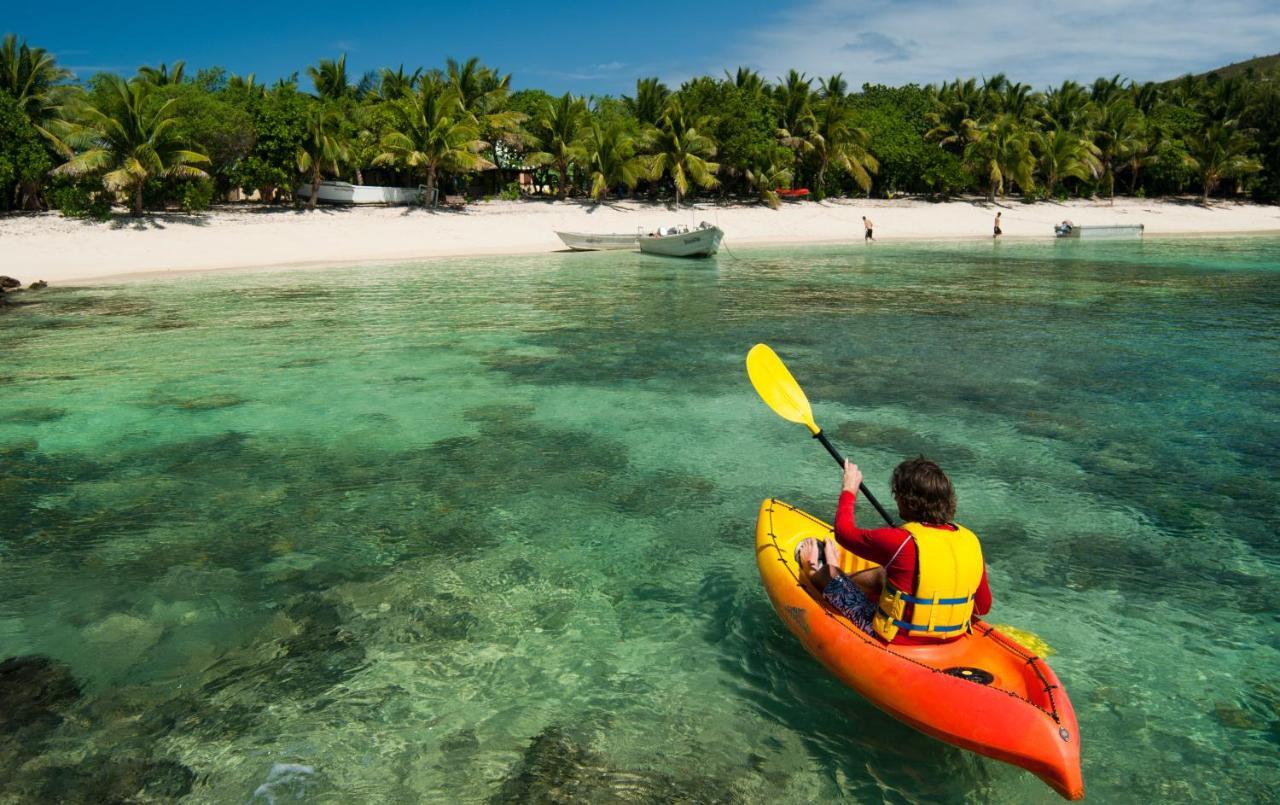 Barefoot Kuata Island Resort Екстериор снимка