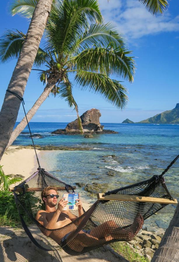 Barefoot Kuata Island Resort Екстериор снимка
