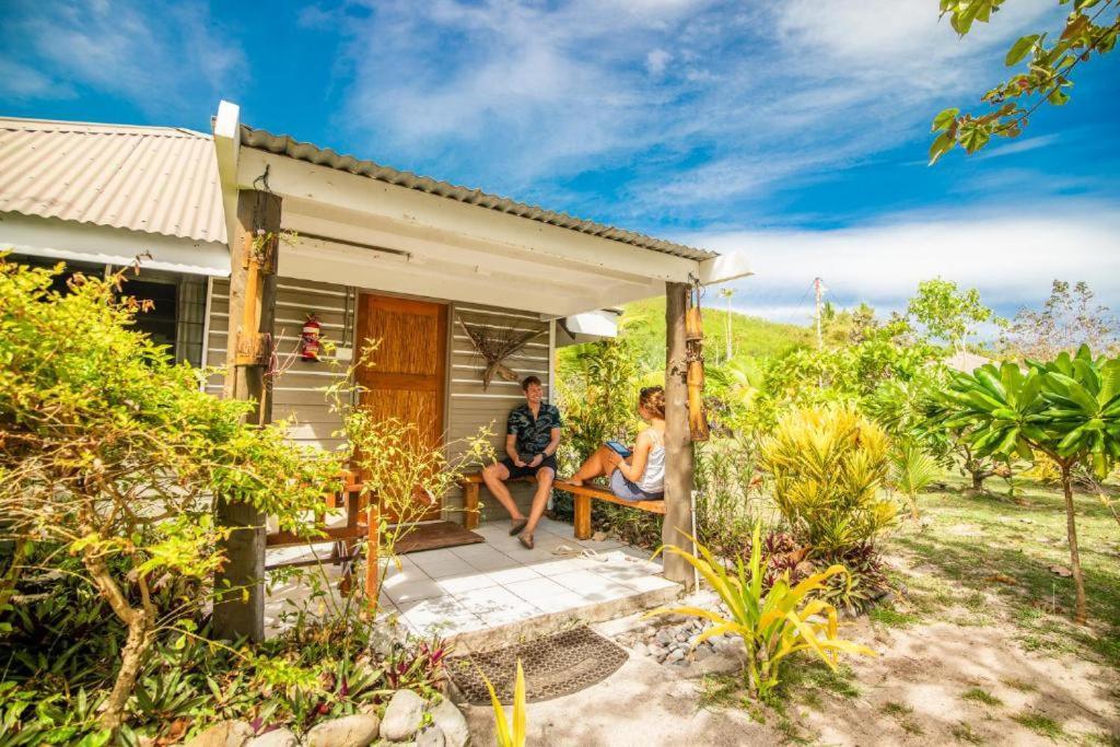 Barefoot Kuata Island Resort Екстериор снимка